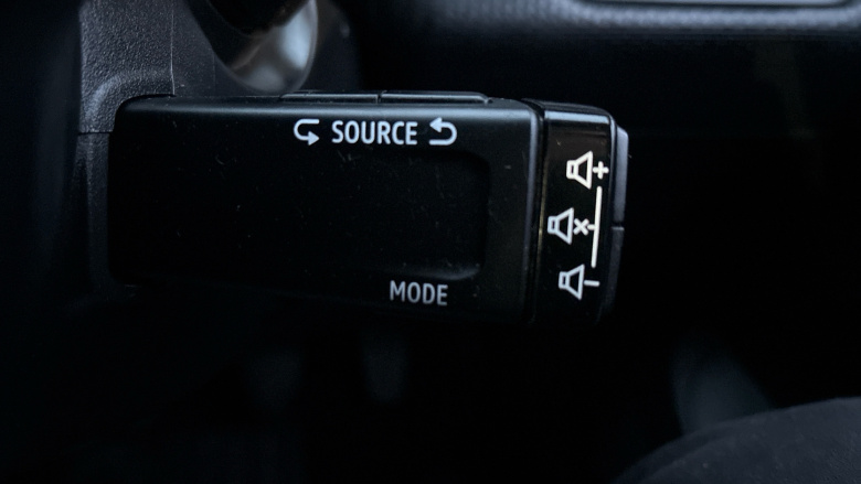 Renault Clio 1.0 TCe 90 Iconic 5dr Petrol Hatchback